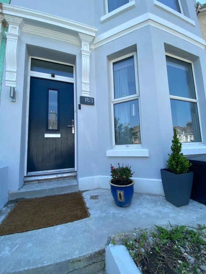 The Walnut Suite Lovely One Bedroom Flat In Stoke. بلايموث المظهر الخارجي الصورة